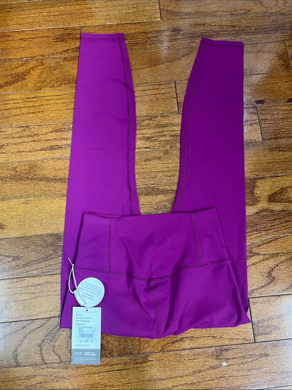 Vuori AllTheFeels Legging Magenta Women’s XS NWT